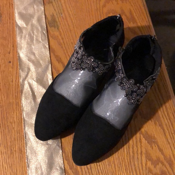 NT Fashion Shoes And Jewelry - Picture 2 of 4